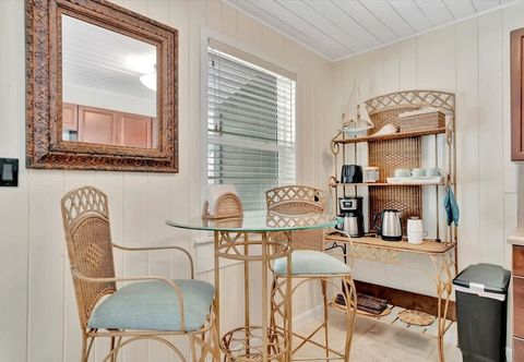 Others Stones Throw Beachside Bungalow 2 AT THE Beach