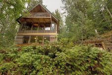 Others A 3 Story, 3 Bedroom Traditional Rustic Ski and Hiking Chalet