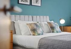 기타 7 The Pinnacle by Cotels