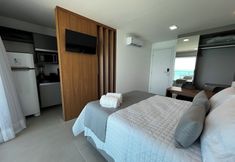 기타 4 RN STUDIO - APTO 1011