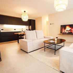 Primary image 1 靠近迪尔比的美丽公寓, 阿龙区 酒店