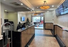 Others 5 Iconic Hotel