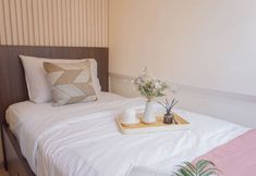 Others 2 Warm And Modern Style 2Br At Meikarta Apartment