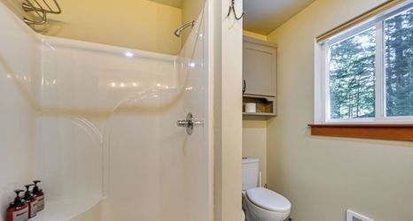 Khác 2 Deck, Hot Tub & Fire Pit: Mtn-view Packwood Cabin