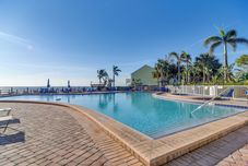 Others Bayfront St Petersburg Retreat 4 Mi to Downtown!