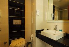 其他 7 Throne Beach Resort & Spa