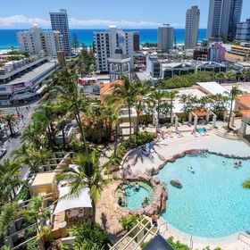 Primary image 1 Resort Style Chevron Apartments, Elsewhere Hotels