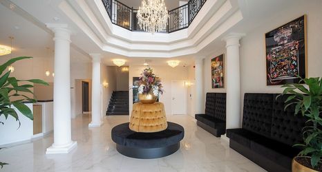 Others 2 Villaggio Hotel