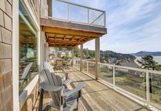 其他 2 Oceanside Escape w/ Stunning Views: Walk to Beach!