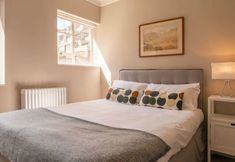 Others 4 A Regal Abode - Marylebone - by Frankie Says