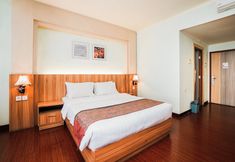 Others 4 UTC Dago Hotel Bandung