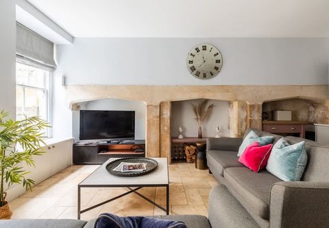 Others Elegant Georgian Flat in Historic Bath With Garden