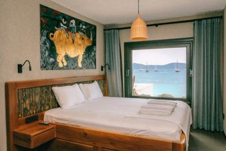 อื่นๆ 4 Surfer Caravan Gastro Pub and Suites