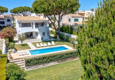 Others Old Village Area, Your Perfect Vilamoura Getaway, Private Pool, AC & Wifi