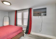 Others 2 Renovated Retreat in Downtown Waterbury!