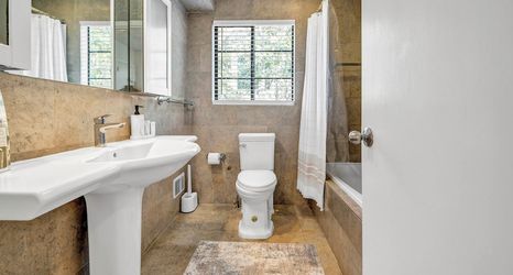 Lainnya 2 Mid-century Bungalow in the Heart of Buckhead!