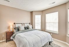 其他 6 3 Mi to Kroger Field: Dtwn Home w/ Pool Table!