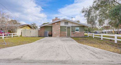 其他 2 4 Mi to Legoland: Poolside Paradise!