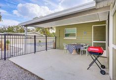 Lain-lain 7 4 Mi to Legoland: Poolside Paradise!