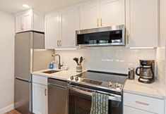 Lain-lain 6 Seventh Mt 1417 1 Bedroom Home