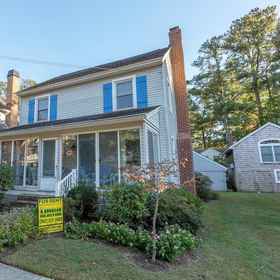 Primary image1Stockley Street 120,Sarangi Satyajit MD飯店