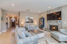 Khác Gloucester Drive 41300