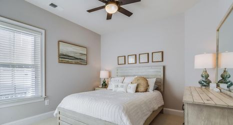 Khác 2 Gloucester Drive 41300