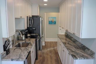 Others 4 S 1ST Street 27 1ST Floor Condo