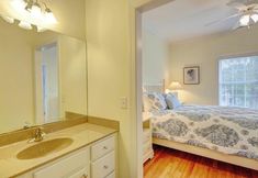 Others 6 Robinsons Drive 38223