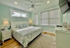 Others 5 Lake Avenue 24