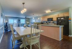 Others 4 Palm Drive 36501 #1201