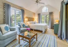 Others 4 Columbia Avenue 69