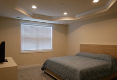 Others 4 Venice Court 21675