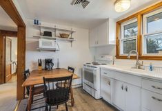 อื่นๆ 6 Hickman Street 103 APT 2 2ND Floor