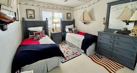 Others 2 Spring Lake 750