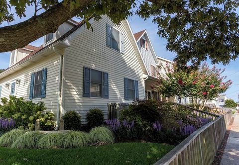 อื่นๆ King Charles Avenue 408 #1