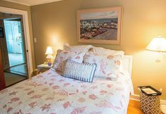 Others 3 Columbia Avenue 121