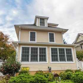 Primary image1Delaware Avenue 32A,Sarangi Satyajit MD飯店