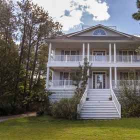 Primary image 1 Cardinal Lane 15, Sarangi Satyajit MD 호텔