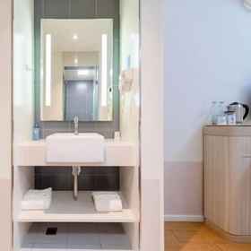 Room 1 HanTing Hotel (Beijing Xidan), โรงแรม & ที่พัก วัดไป๋หยุน