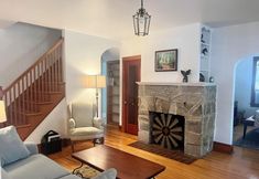 Others 7 Stockley Street 19