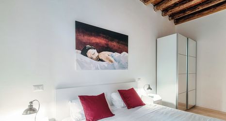 Others 2 Pleasant Family Apt next to Lake Como