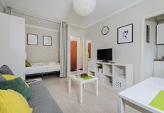 Others 3 ShortStayPoland Jana Sobieskiego B082