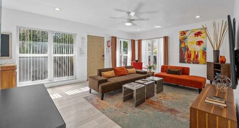 Lain-lain 2 320-1 Las Olas Boulevard