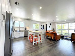 Others 4 Orange Dream in the Sky