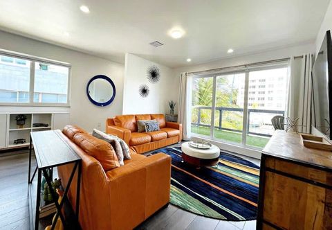 Others Orange Dream in the Sky