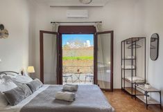 อื่นๆ 2 Lion's Yard