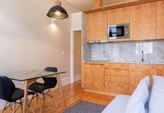 Others 4 Visconde de Gandara by Porto Stories