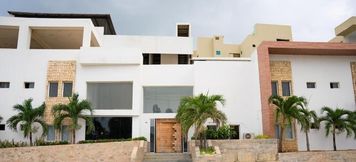 Others 5 Palma Dorada