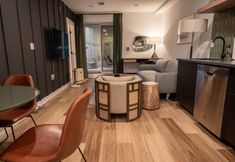 기타 7 Sosuite 2BR Apt w Patio W D Sofabed